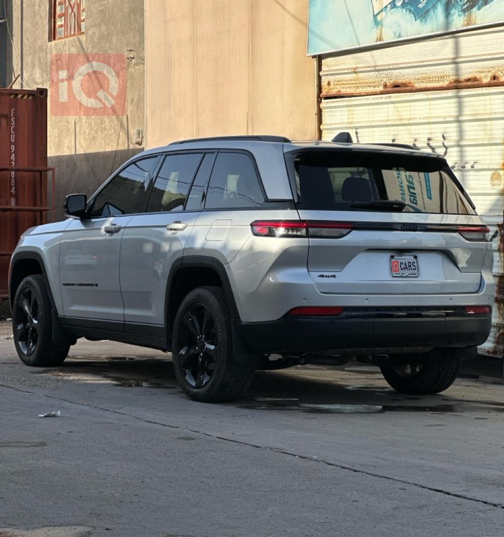 جيب جراند شيروكي